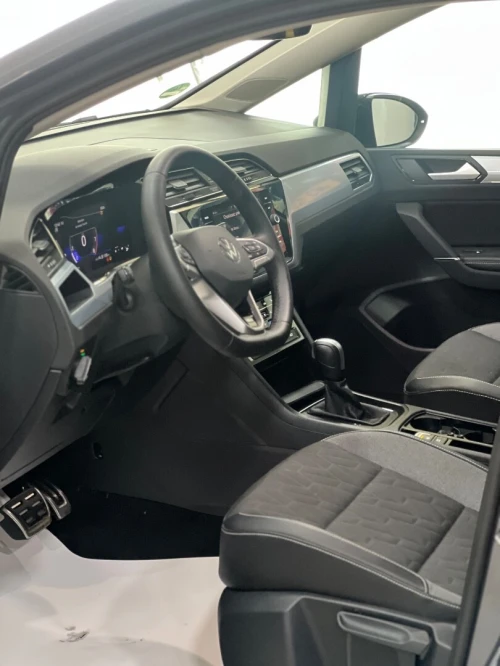 Volkswagen Touran 2025 Life Plus