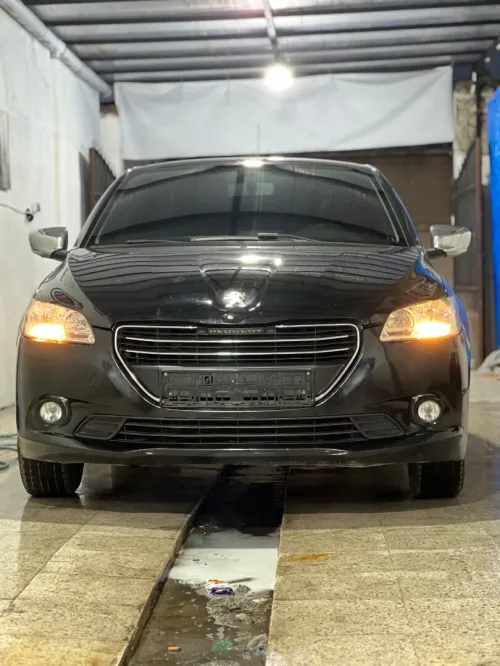 Peugeot 301 2015 Allure