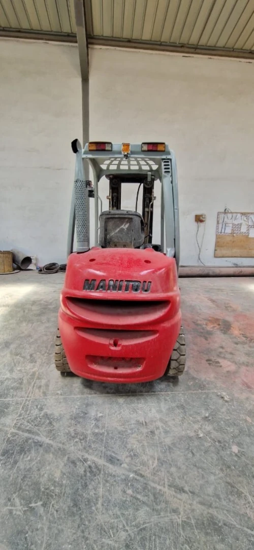 manitou .entp. clark .komatsu 6 tonne 2008