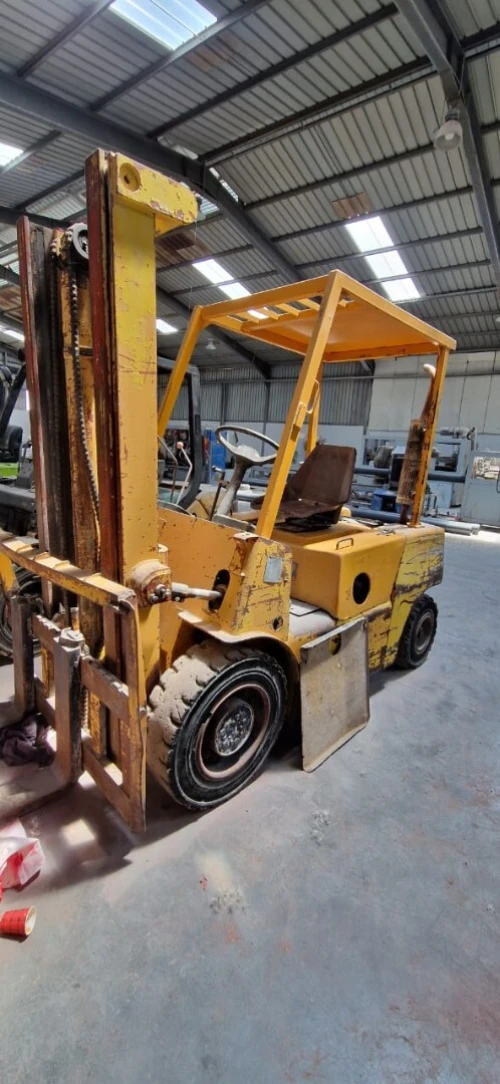 manitou .entp. clark .komatsu 6 tonne 2008