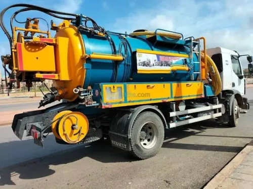 Camion Débouchage canalisation curage vidange fosse septique.24h.24h.7j.7j.