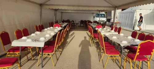 Location tables et chaises