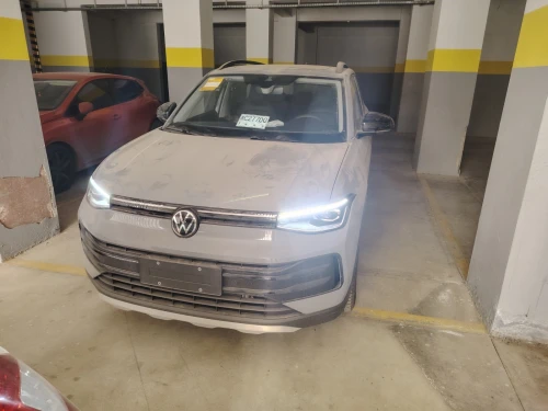 Volkswagen Tharu 2025 Ruixiang