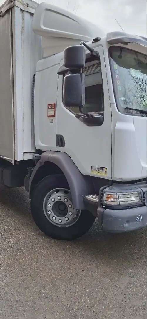 Renault Midlum 2015