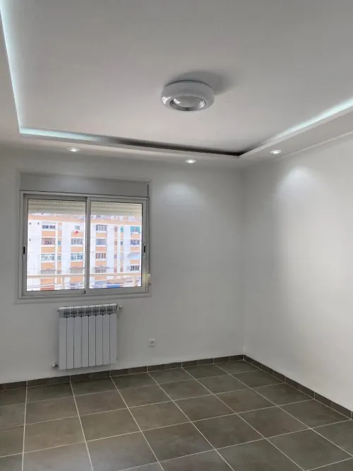 Location Appartement F4 Alger Bir mourad rais