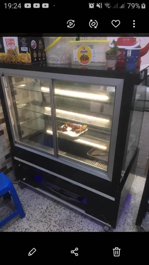 Présentoir pâtisserie 