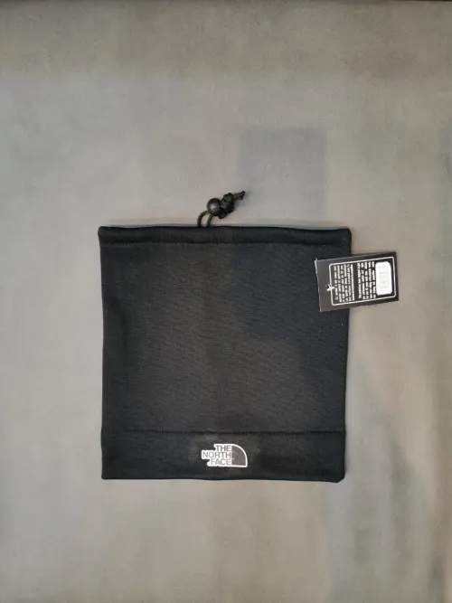 Bonnet 3en1 (Bonnet+cache nez+cache cou) )