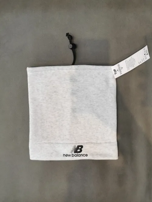 Bonnet 3en1 (Bonnet+cache nez+cache cou) )