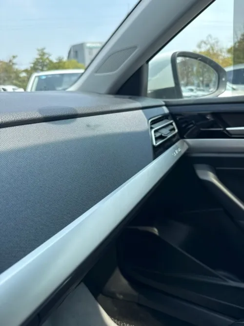 Volkswagen Lavida 2024 sur commande - 3 ans