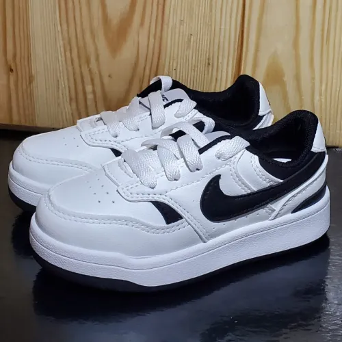 CHAUSSURE NIKE BESKET POUR ENFANT