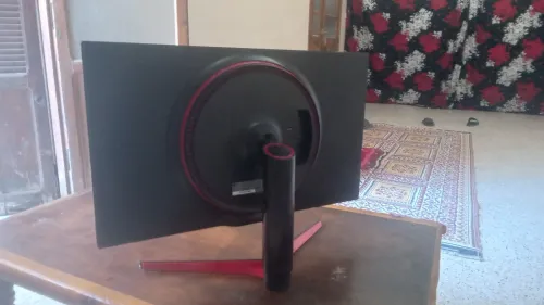 Moniteur LG 27" 144HZ 1 MS IPS Etas 9.5 /10