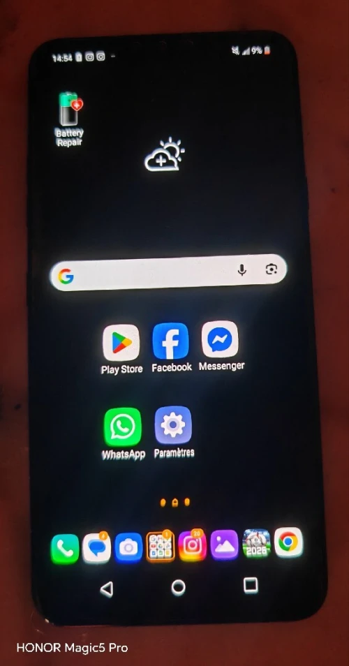 LG V40 ThinQ LG V40 ThinQ