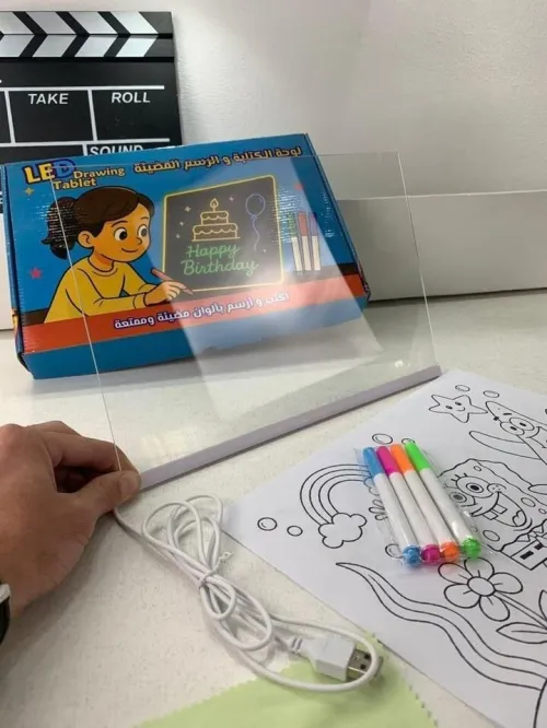 لوحة مضيئة للرسم والتلوين