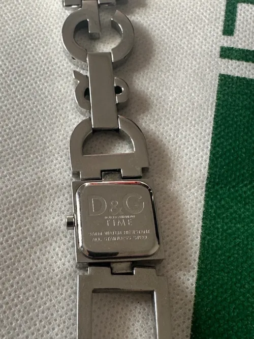 Montre DG Italie