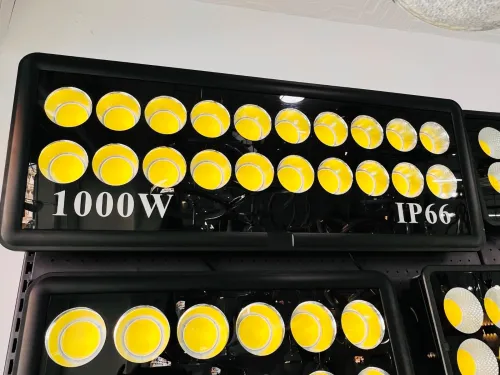 Projecteur led 1000W COB IP66