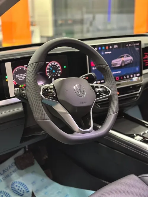 Volkswagen Passat 2025 Pro