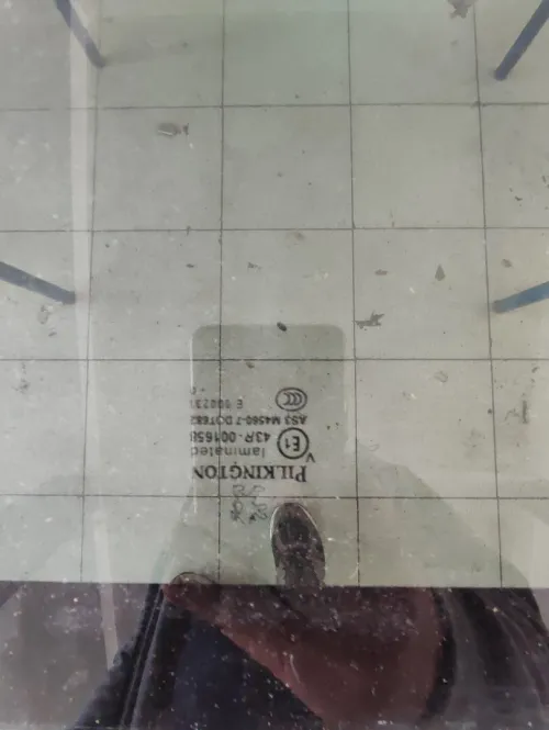 Toit panoramique et le mécanisme et le rideau
