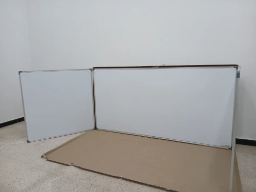 Tableau blanc magique avec volet