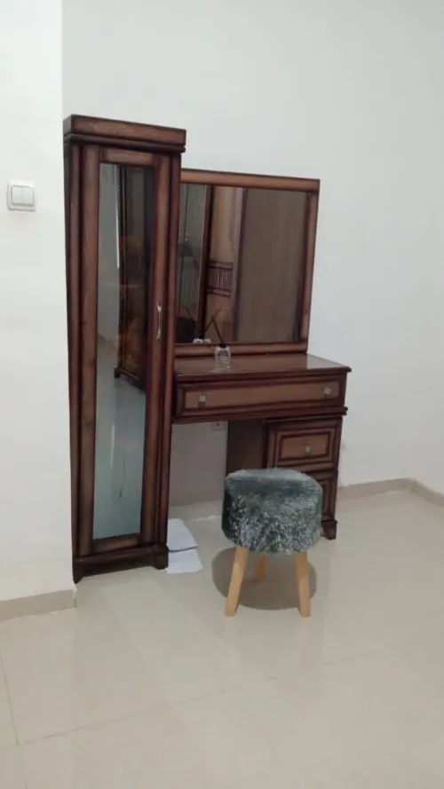 Chambre à coucher + sommier + matelas