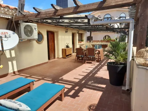 Location Appartement Niveau de villa F2 Alger Hydra
