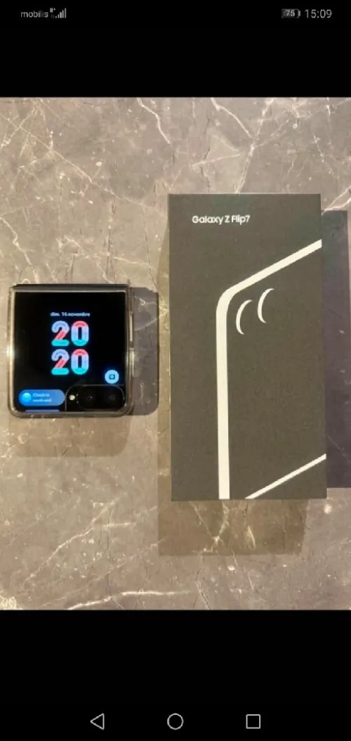 SAMSUNG ZFliP7