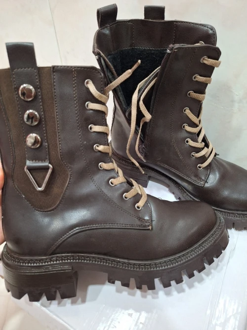 Godasse Marron avec Lacets