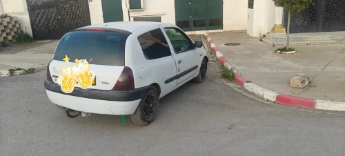 Renault Clio 1 2000 DEBZA moteur MREVEZI kolech jdid