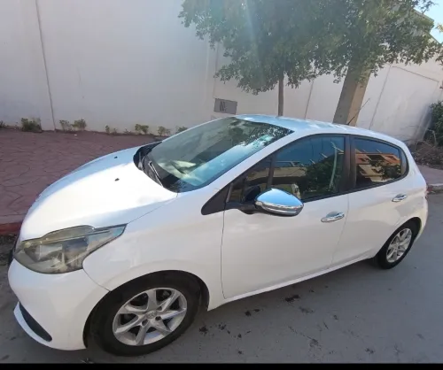 Peugeot 208 2016 