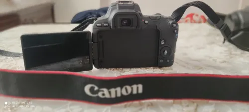 Caméra canon 200D