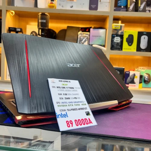 ACER ASPIRE VX I7 7700HQ GTX 1050 8GB RAM 256GB SSD+1TB HDD