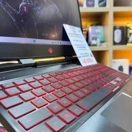 HP OMEN 15 I5 8300H NVIDIA RTX 2060 16GB RAM 256GB SSD + 1TB HDD
