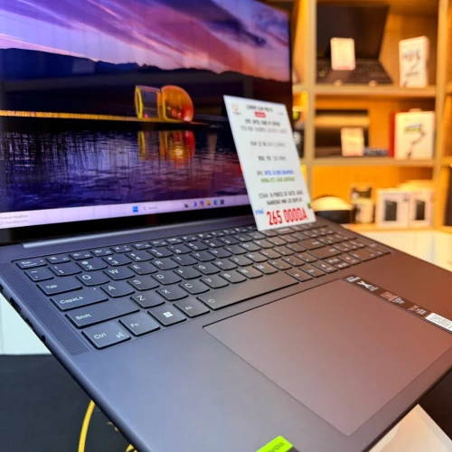 LENOVO YOGA SLIM PRO 9I I9 13905H NVIDIA RTX 4050 32GB RAM 1TB SSD 
