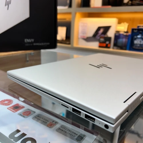 HP ENVY 14 X360 INTEL CORE 7 150U 16gb ram 512GB SSD ECRAN 14 FULLHD 360 TACTIL