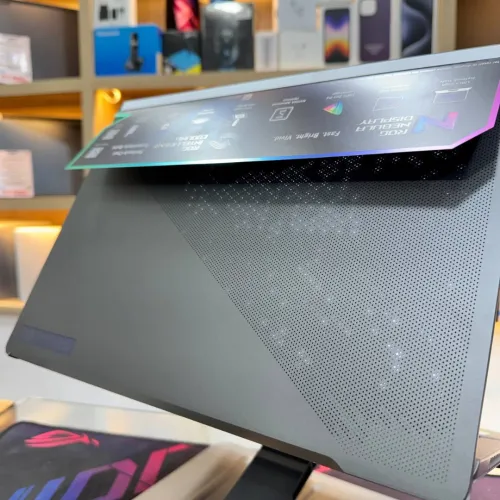 ASUS ROG ZEPHYRUS G14 AMD RYZEN 7 7735HS NVIDIA RTX 4060 32GB RAM 512GB SSD ECRAN 14 QHD 165HZ
