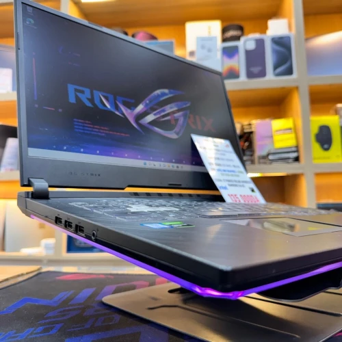 ASUS ROG STRIX G17 I7 9750H NVIDIA GTX 1650 16GB RAM 256GB SSD 1TB HDD