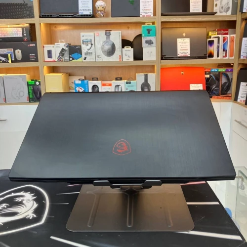 MSI GF75 CORE I7 10750H 16GB 256SSD 1TB HDD RTX3060 17 FHD 144HZ