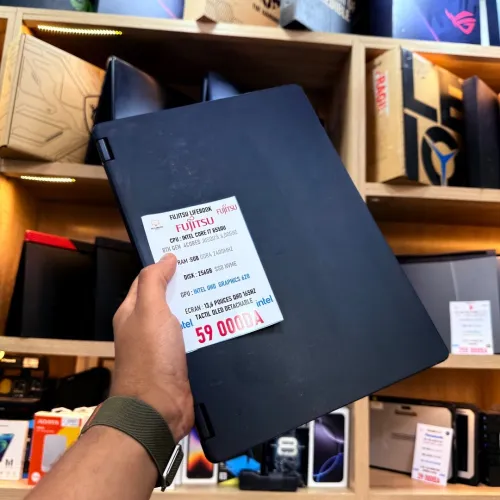 FUJITSU LIFEBOOK I7 8550U 8GB RAM 256GB SSD