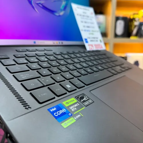 ASUS ROG ZEPHYRUS G16 INTEL CORE I7 12700H NVIDIA RTX 4050 32GB RAM DDR5 1TB SSD ECRAN QHD 240HZ