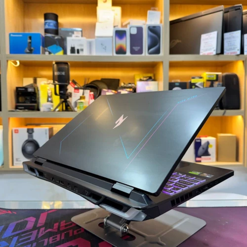 ACER NITRO 16 AMD RYZEN 7 7735HS NVIDIA RTX 4070 16GB RAM 1TB SSD ECRAN QHD 165HZ
