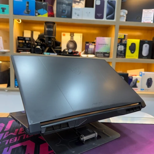 MSI KATANA 17 I7 12650H NVIDIA RTX 4070 16GB RAM 1TB SSD 