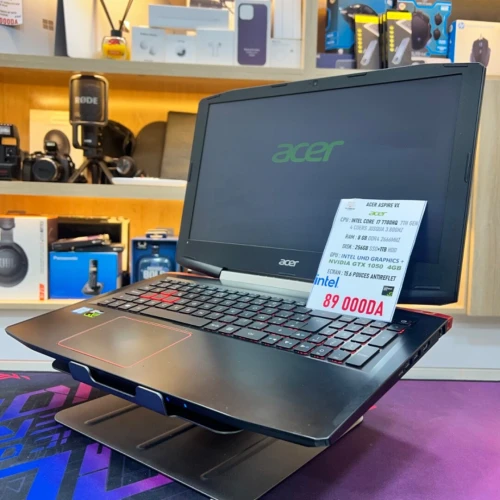ACER ASPIRE VX I7 7700HQ GTX 1050 8GB RAM 256GB SSD+1TB HDD