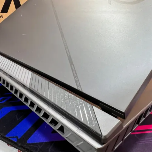 ASUS ROG STRIX G16 I7 13650HX NVIDIA RTX 4060 16GB RAM DDR5 1TB SSD 