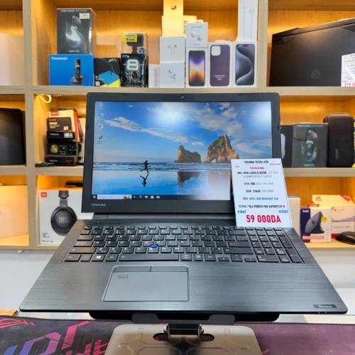 TOSHIBA TECRA A50 I5 8350U 8GB RAM 256GB SSD