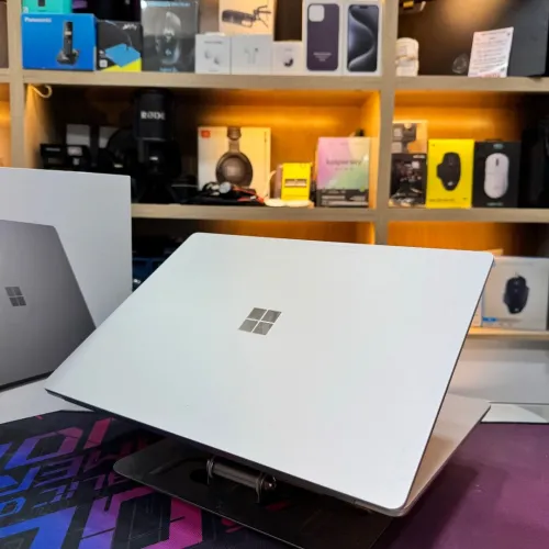 MICROSOFT SURFACE LAPTOP 3 AMD RYZEN 5 3550u 8GB RAM 128GB SSD 
