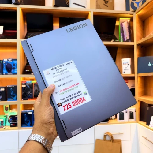 LENOVO LEGION 14 RYZEN 7 HS 8COEUR NVIDIA RTX 4050 16GB RAM 512GB SSD ECRAN OLED 100%DCI-P3 240HZ
