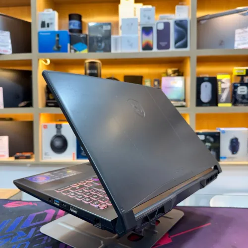 MSI KATANA B13V I7 13620H NVIDIA RTX 4060 16GB RAM 1TB SSD ECRAN FHD 144HZ