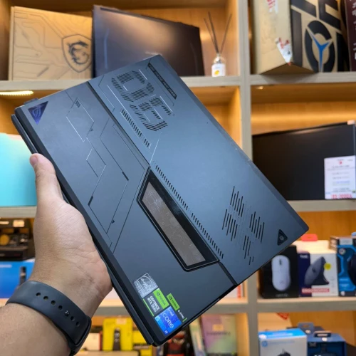 ASUS ROG FLOW I9 13900H NVIDIA RTX 4050 16GB RAM 1000GB SSD ECRAN OLED TACTIL DETACHABLE