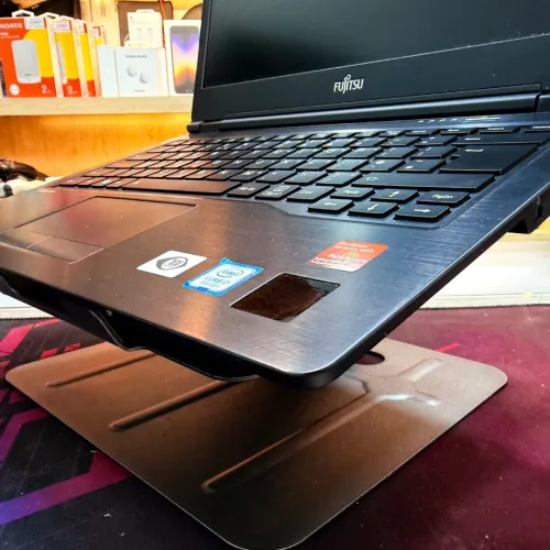 FUJITSU LIFEBOOK I7 8550U 8GB RAM 256GB SSD