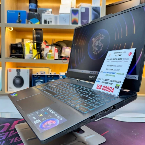 MSI CYBORG 15 I5 12450H NVIDIA RTX 3050 6GB VRAM 16GB RAM 512GB SSD ECRAN 144HZ