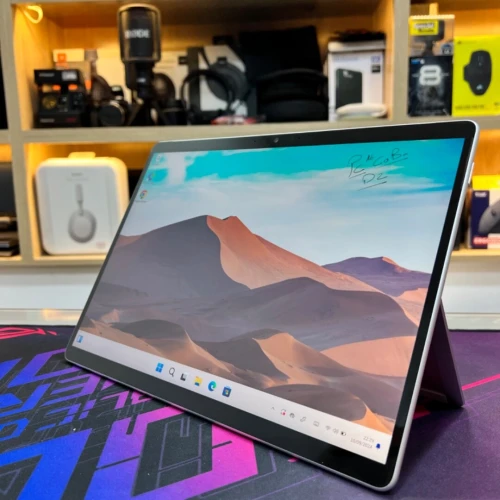 MICROSOFT SURFACE PRO 8 I5 11TH GEN 8GB RAM 256GB SSD CLAVIER +STYLET